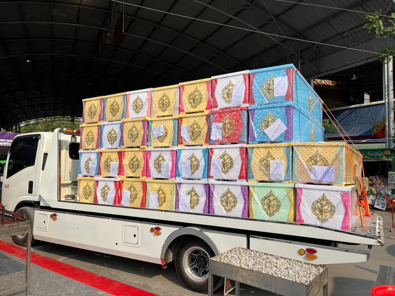 รับขนย้ายหีบศพ ขนของงานบุญ