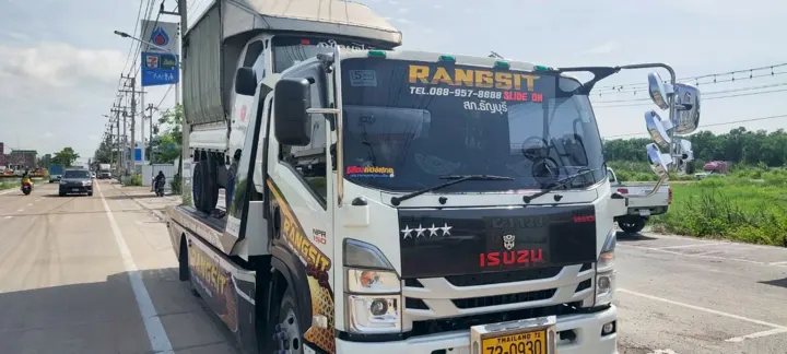 ขนย้ายรถยนต์ด้วย รถยก รถสไลด์ นนทบุรี ลดราคาตามระยะทางด้วยบริการ 24 ชั่วโมง