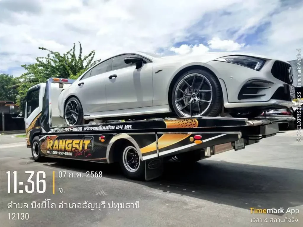 การใช้รถสไลด์ 4 ล้อขนย้ายรถเสียเพื่อป้องกันความเสียหายต่อระบบเกียร์และช่วงล่าง